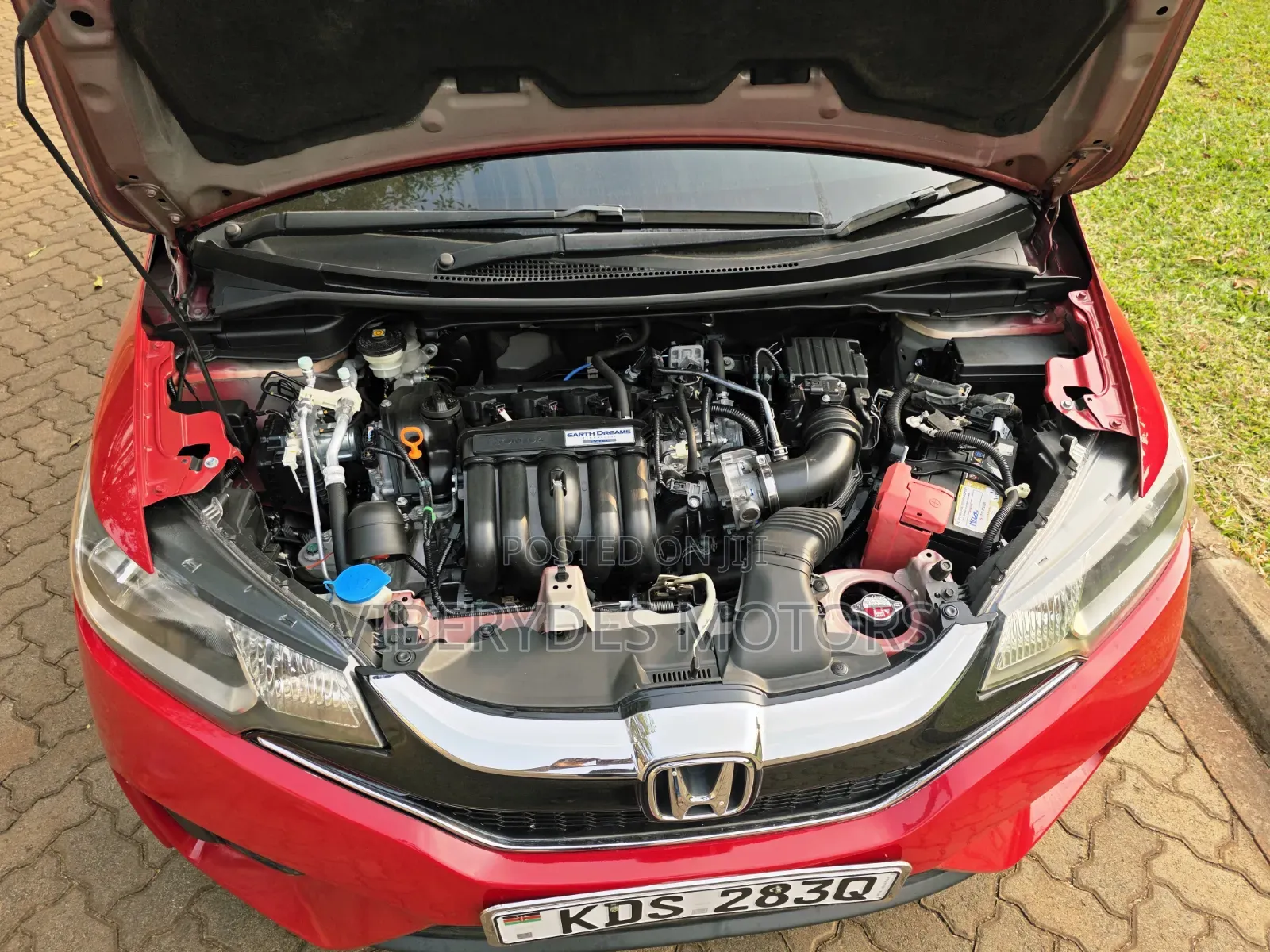 Honda Fit 2017 Red