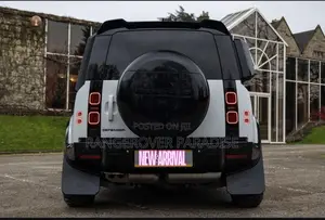 Land Rover Defender X-Dynamic HSE 2022 White