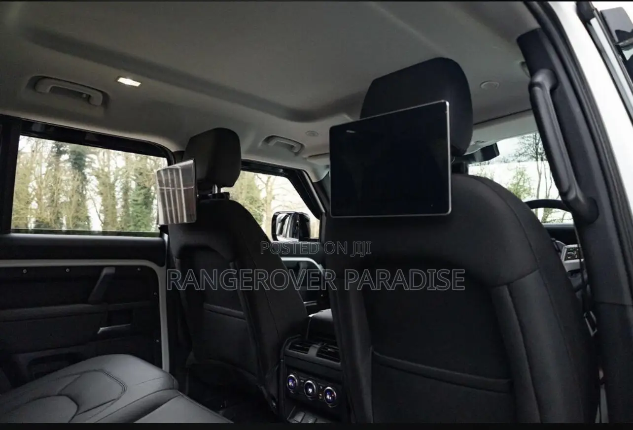 Land Rover Defender X-Dynamic HSE 2022 White