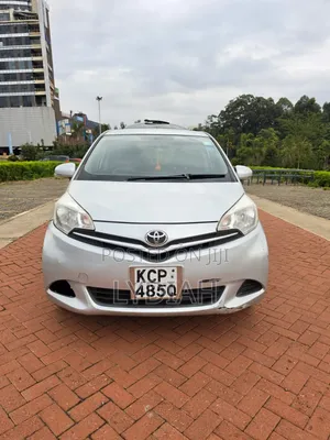 Toyota Ractis 2012 Silver