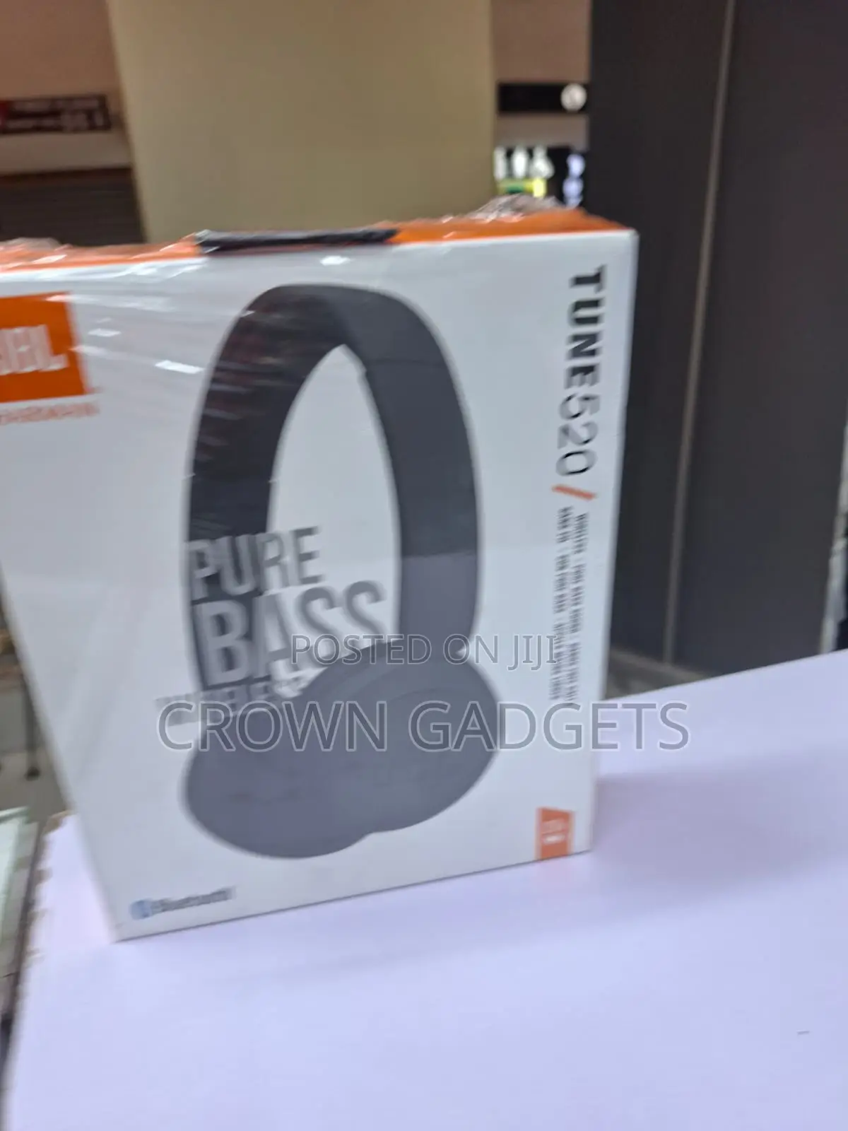 JBL Tune 520bt Wireless Bluetooth Headphones