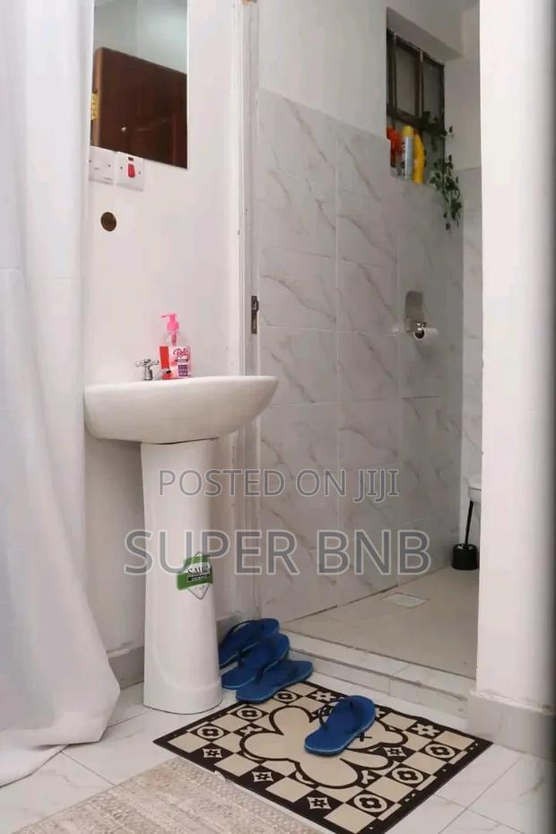 TRM Roysambu - Thika Road TRM Drive Roysambu Thika Road Studio Airbnb - thumbnail 3