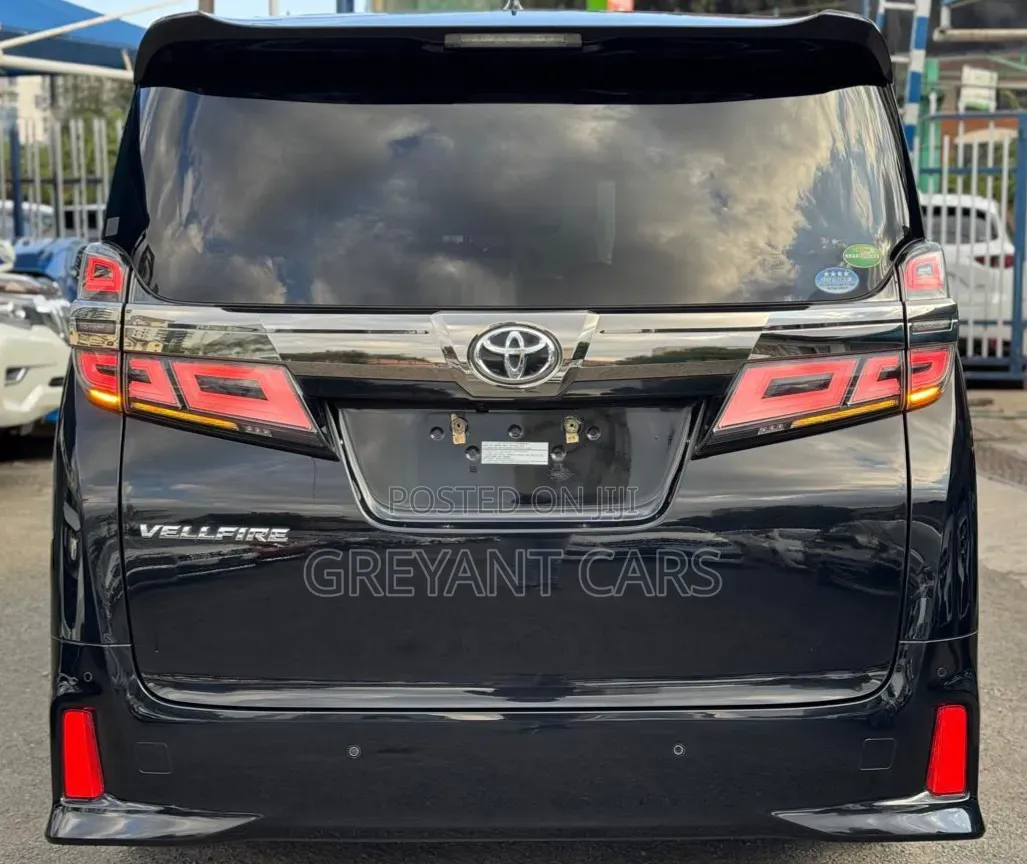 Toyota Alphard 2018 Black