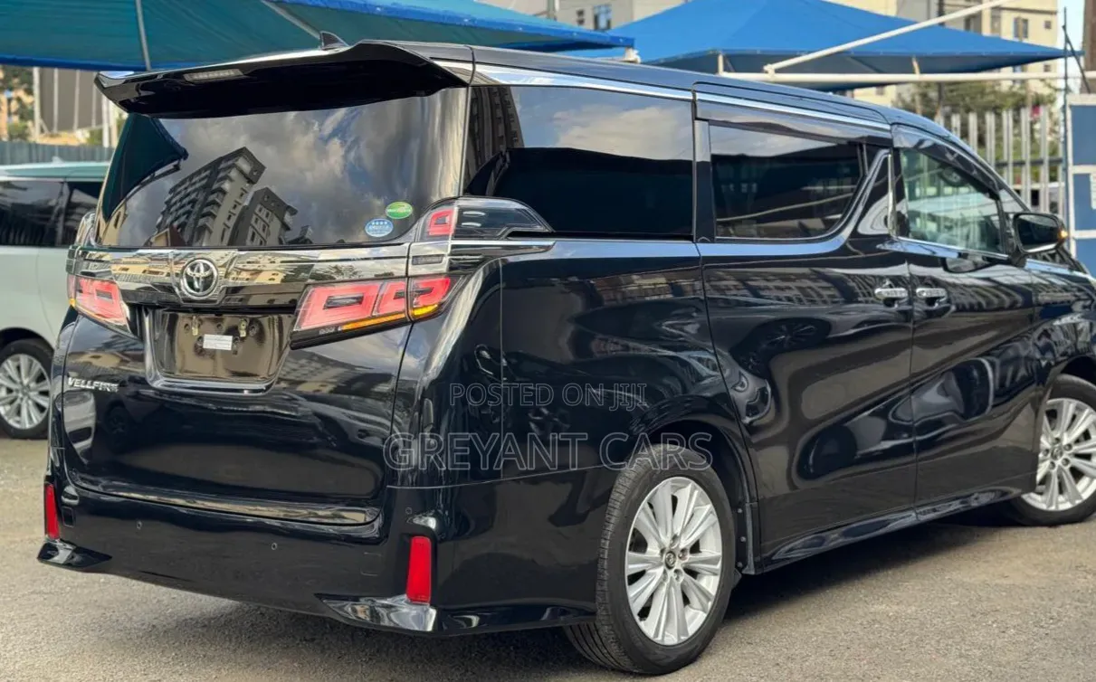 Toyota Alphard 2018 Black