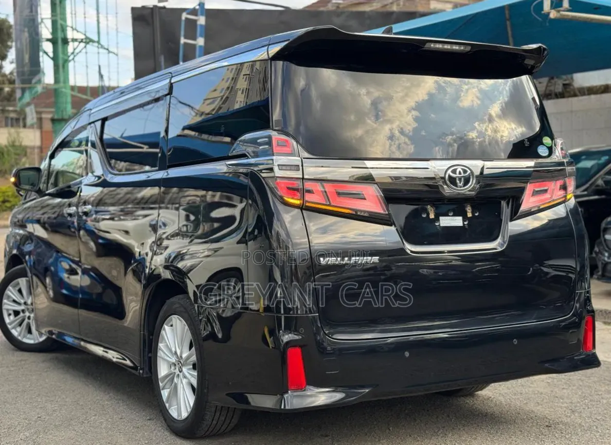 Toyota Alphard 2018 Black