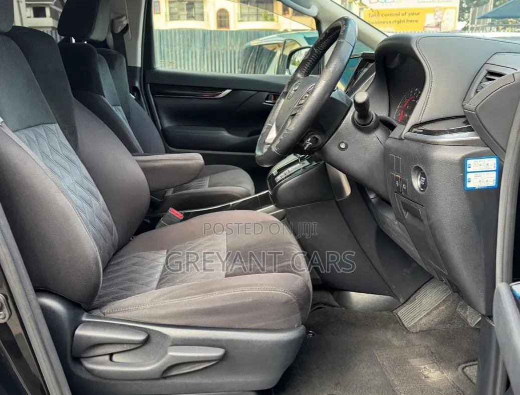 Toyota Alphard 2018 Black