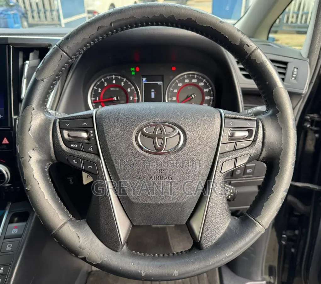 Toyota Alphard 2018 Black