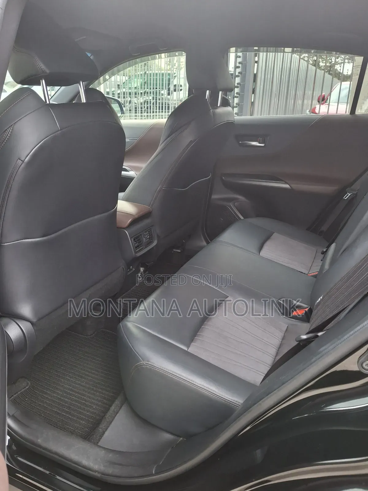 Toyota Harrier G 2020 Black