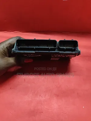 Noah/Voxy 3zr Zrr85 Ecu