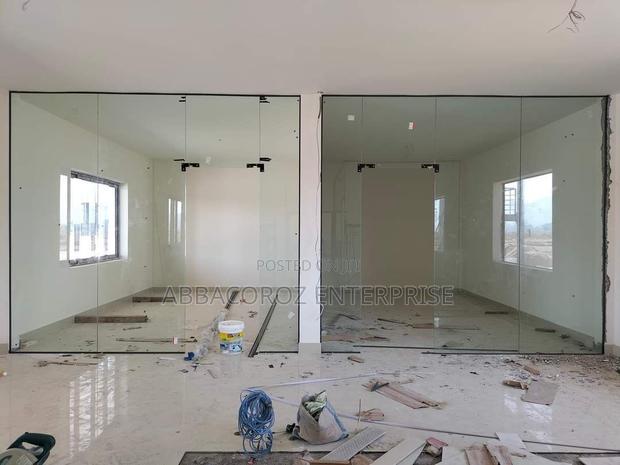 Frameless Glass and Shower Cubicle - thumbnail 2
