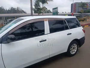 Nissan Advan 2006 White