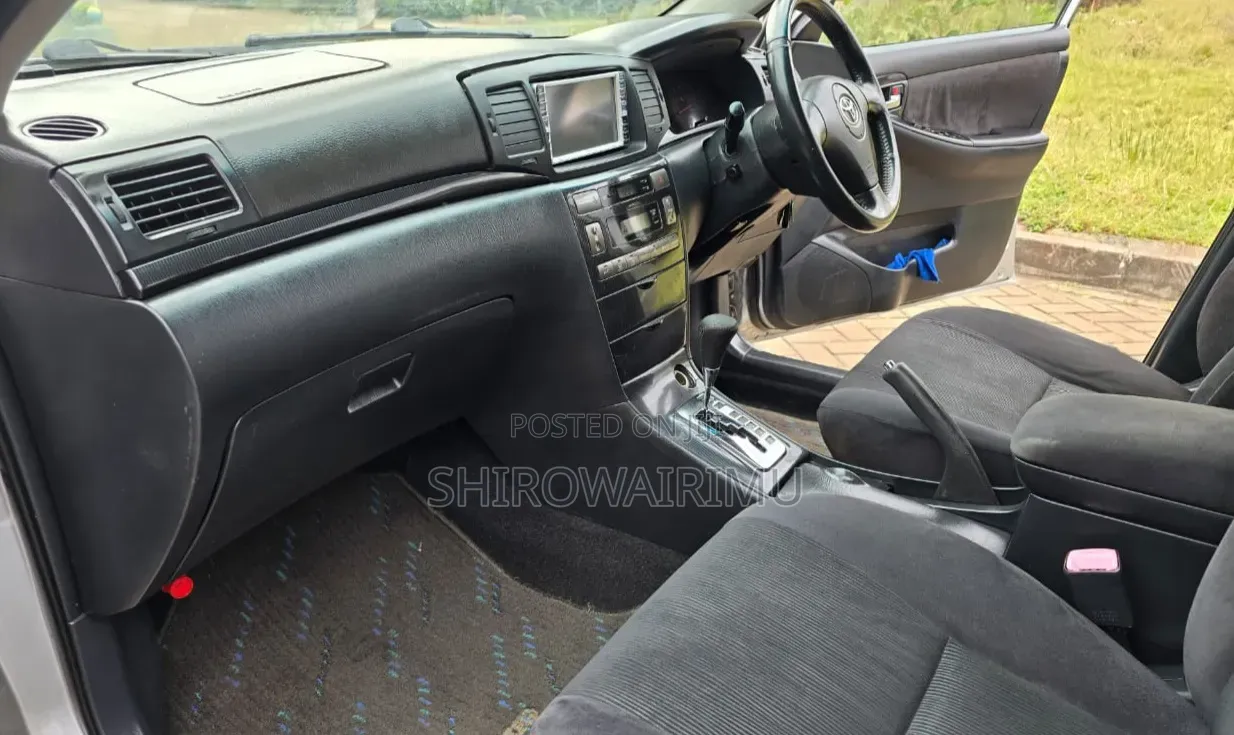 Toyota Corolla Fielder 2005 Silver