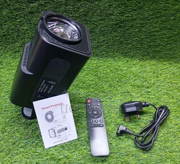 Hy320 Smart Portable Projector With 300 to 390 Ansi Lumens