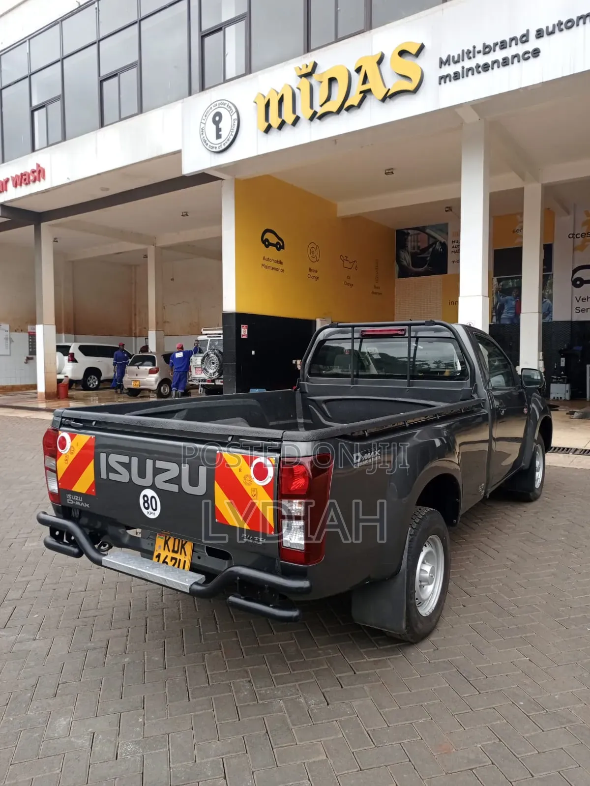 Isuzu D-MAX 2023 Gray