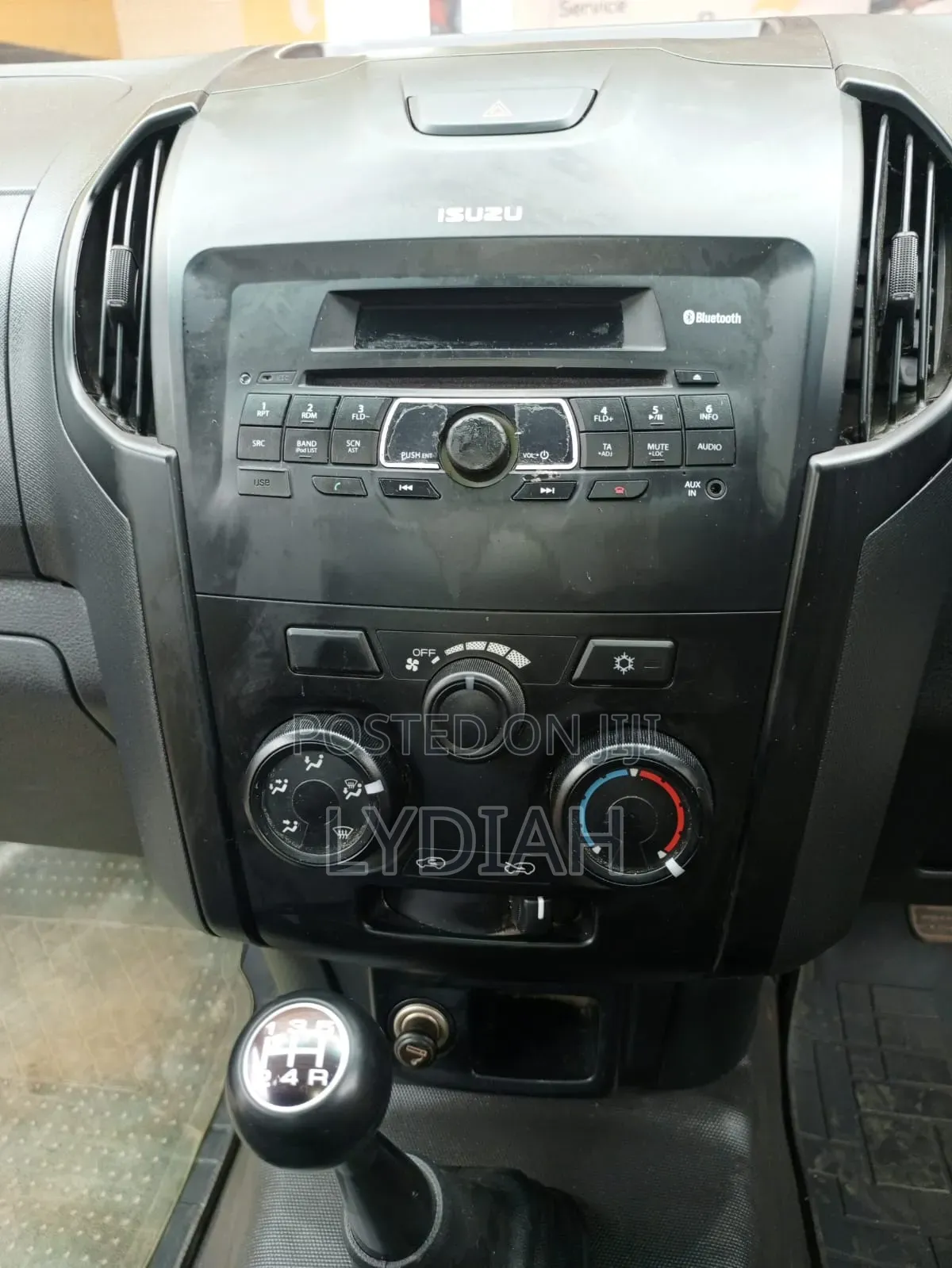 Isuzu D-MAX 2023 Gray