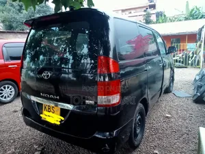 Toyota Noah 2006 Black