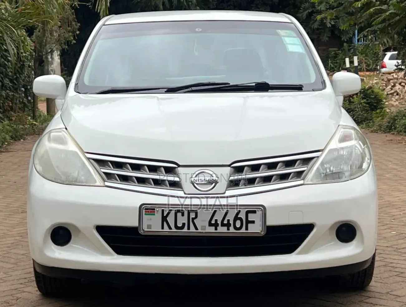 Nissan Tiida 2015 White