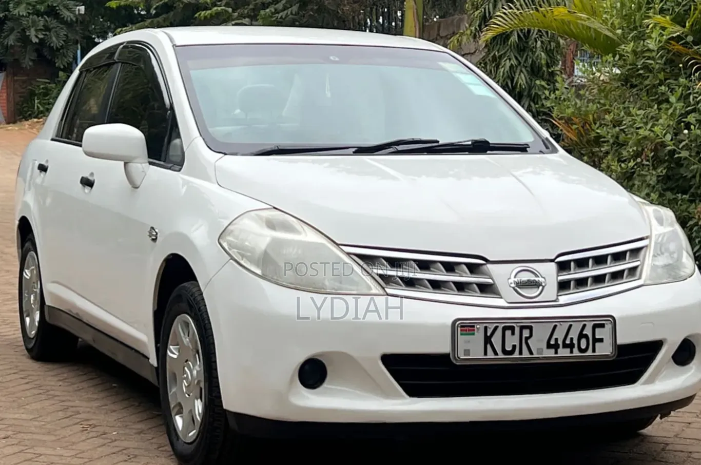 Nissan Tiida 2015 White