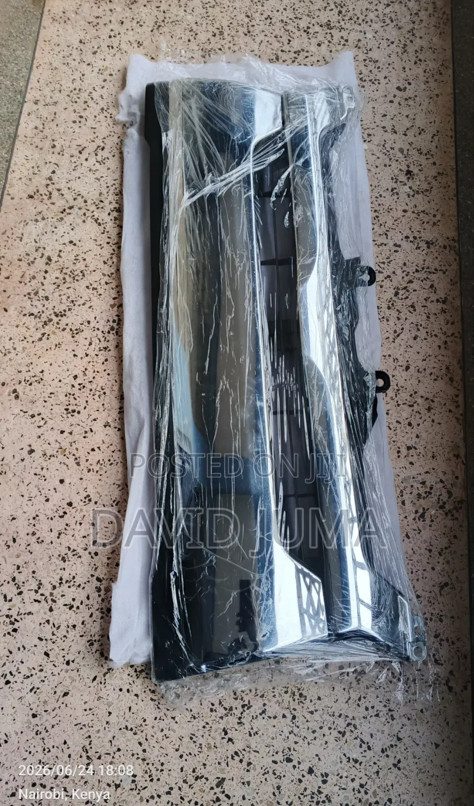 Toyota Hiace Grille
