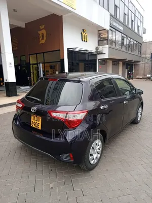 Toyota Vitz 2018 Black