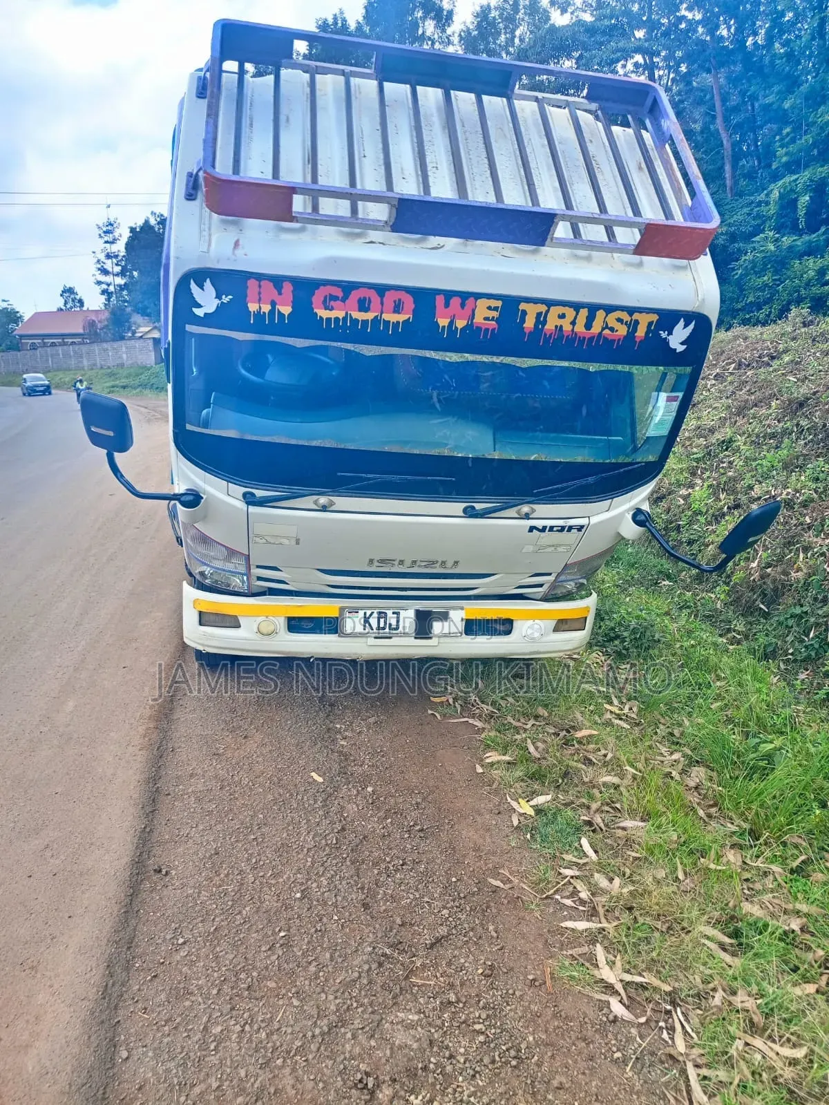 Isuzu NQR Truck 2022 White