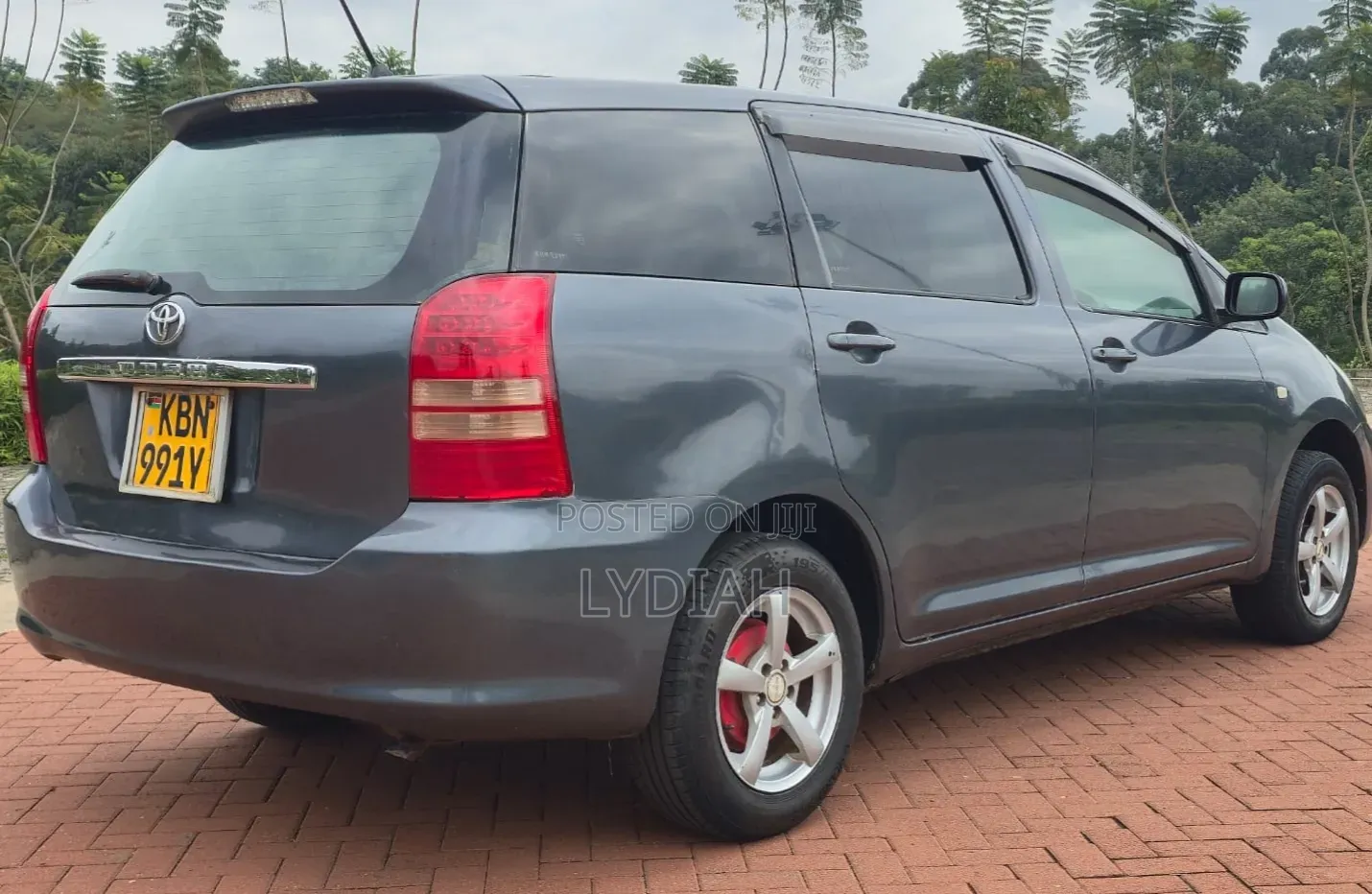 Toyota Wish 2004 Gray
