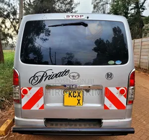 Toyota HiAce 2014