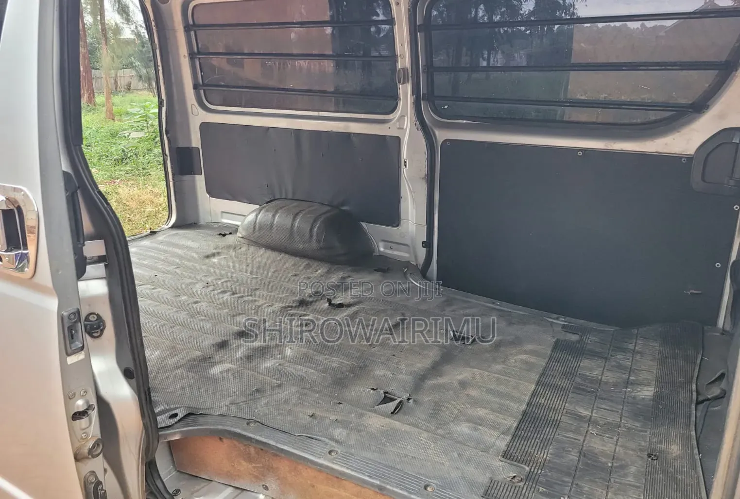 Toyota HiAce 2014