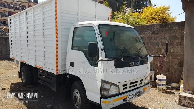 Isuzu Truck NKR 2017 White Local on Sale