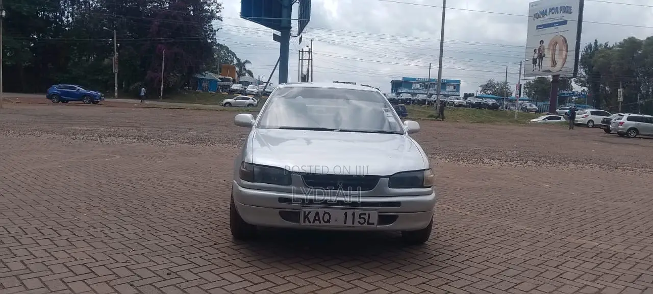 Toyota Corolla 2001 Silver