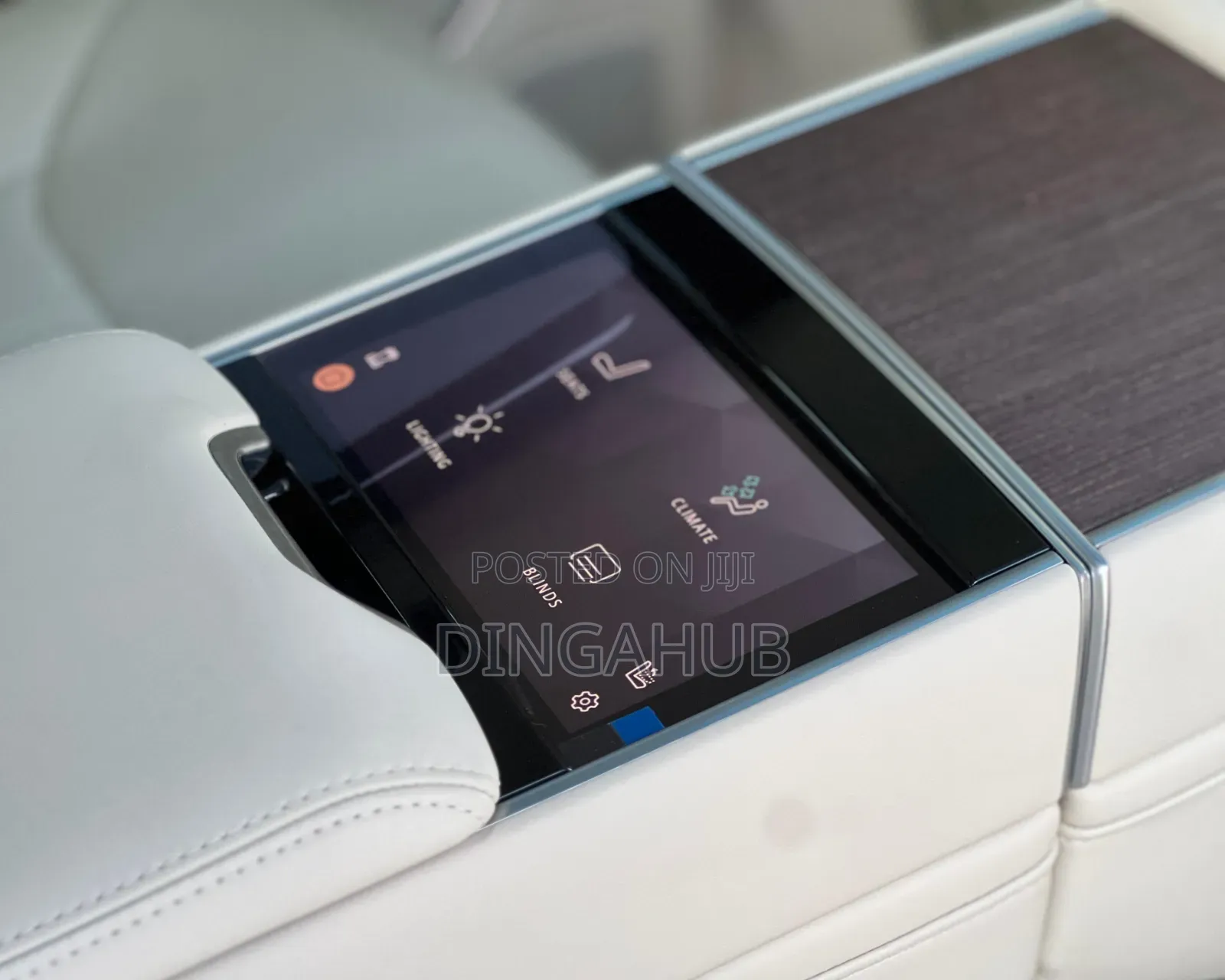Land Rover Range Rover Vogue 2023 Gray