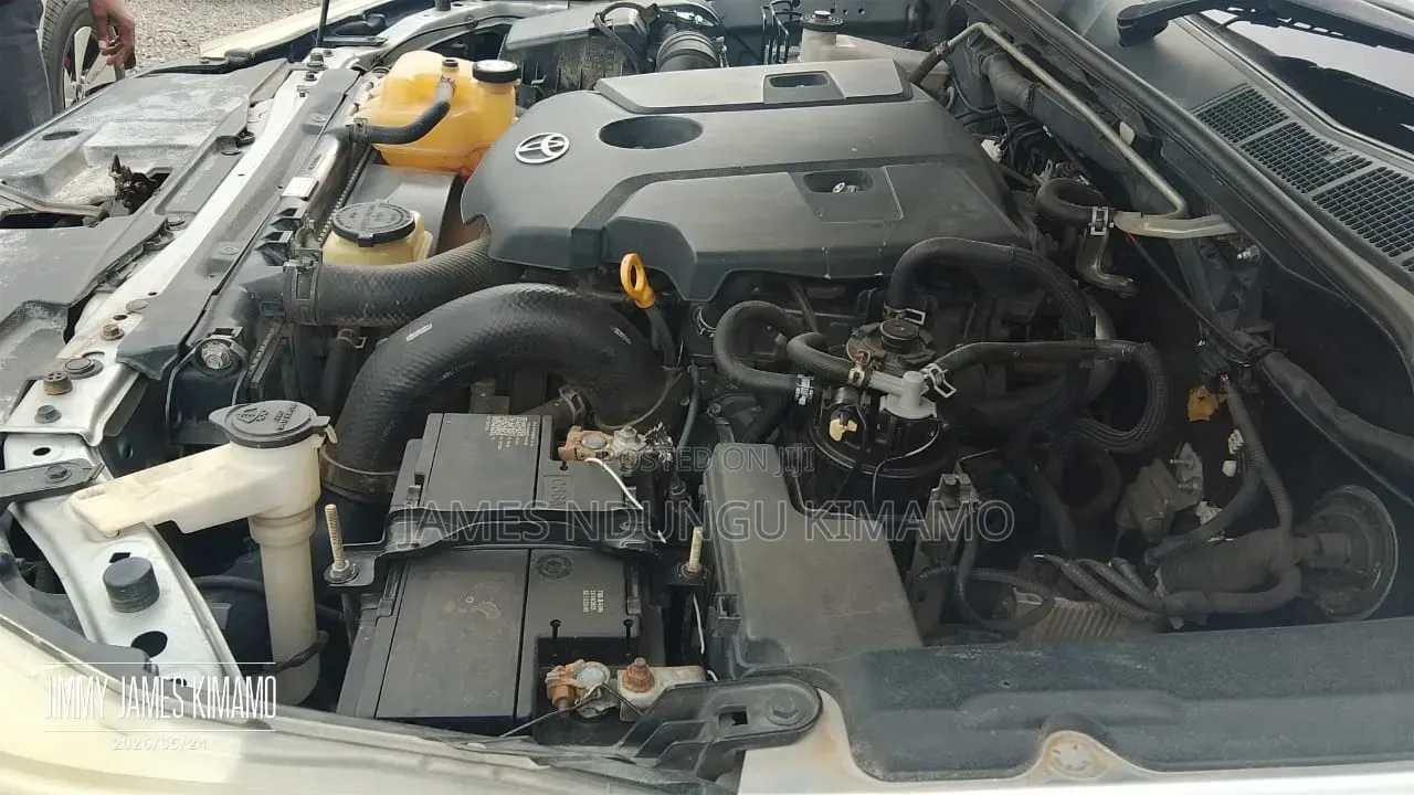 Toyota Hilux 2017 Gray