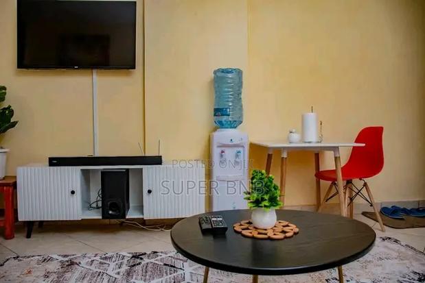 Studio and 1 Bedroom Airbnb in Oj Membley Along the Eastern Bypass. - thumbnail 3