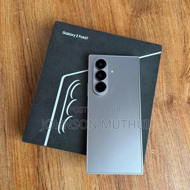 Samsung Galaxy Z Fold7 512 GB Gray - thumbnail 2