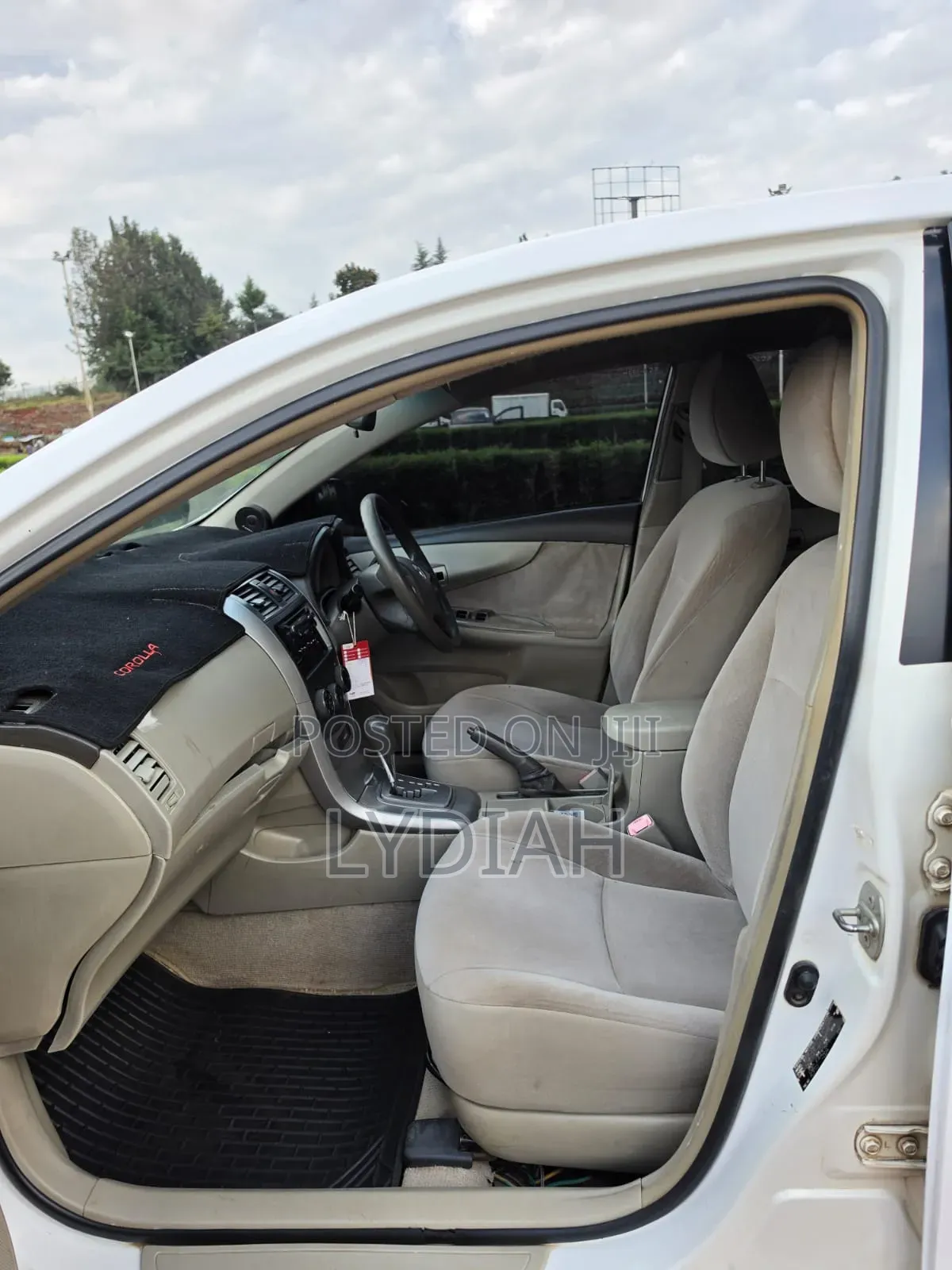 Toyota Axio 2011 White
