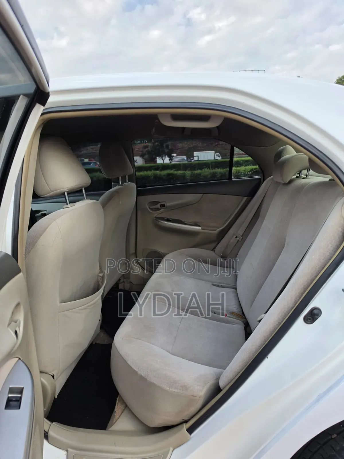 Toyota Axio 2011 White
