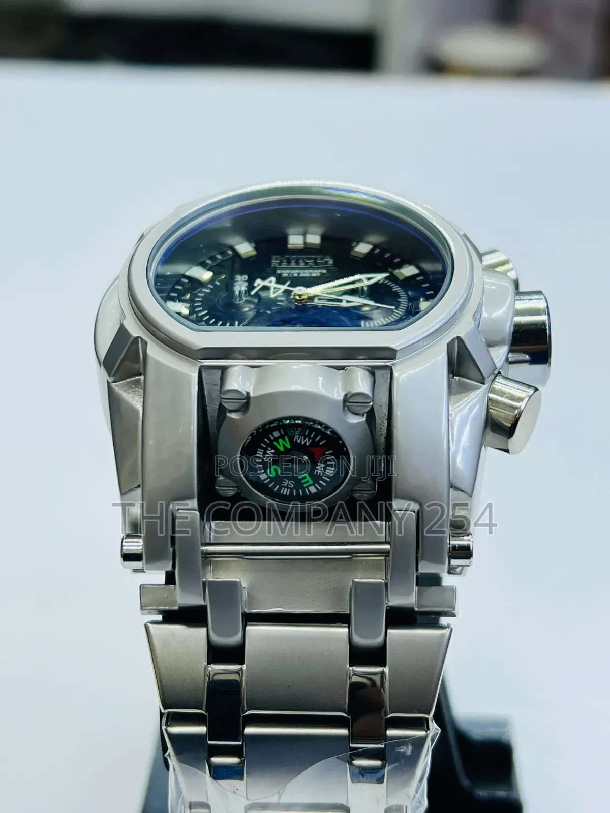 Invicta Quart Water Resistant Date Heavy Watch Casual Watch