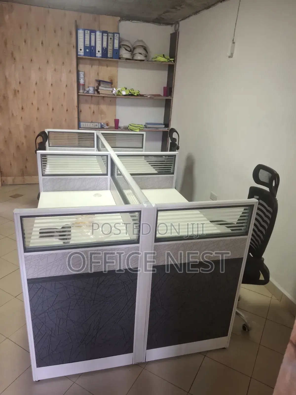 4 Person Workstation