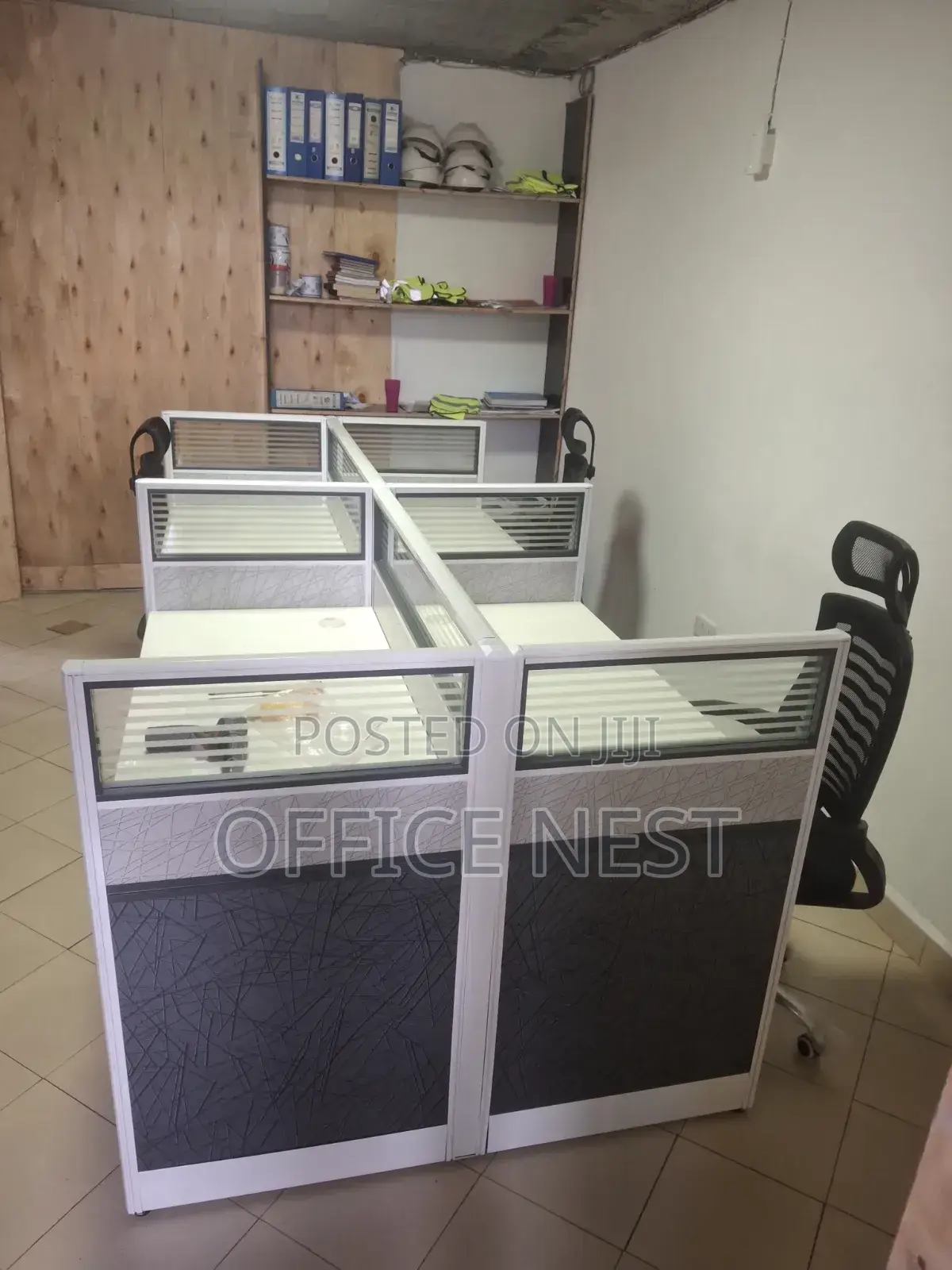 4 Person Workstation