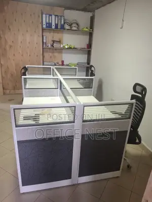 4 Person Workstation