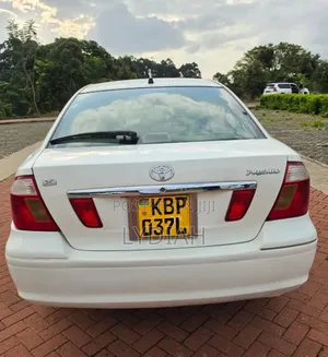 Toyota Premio 2005 White