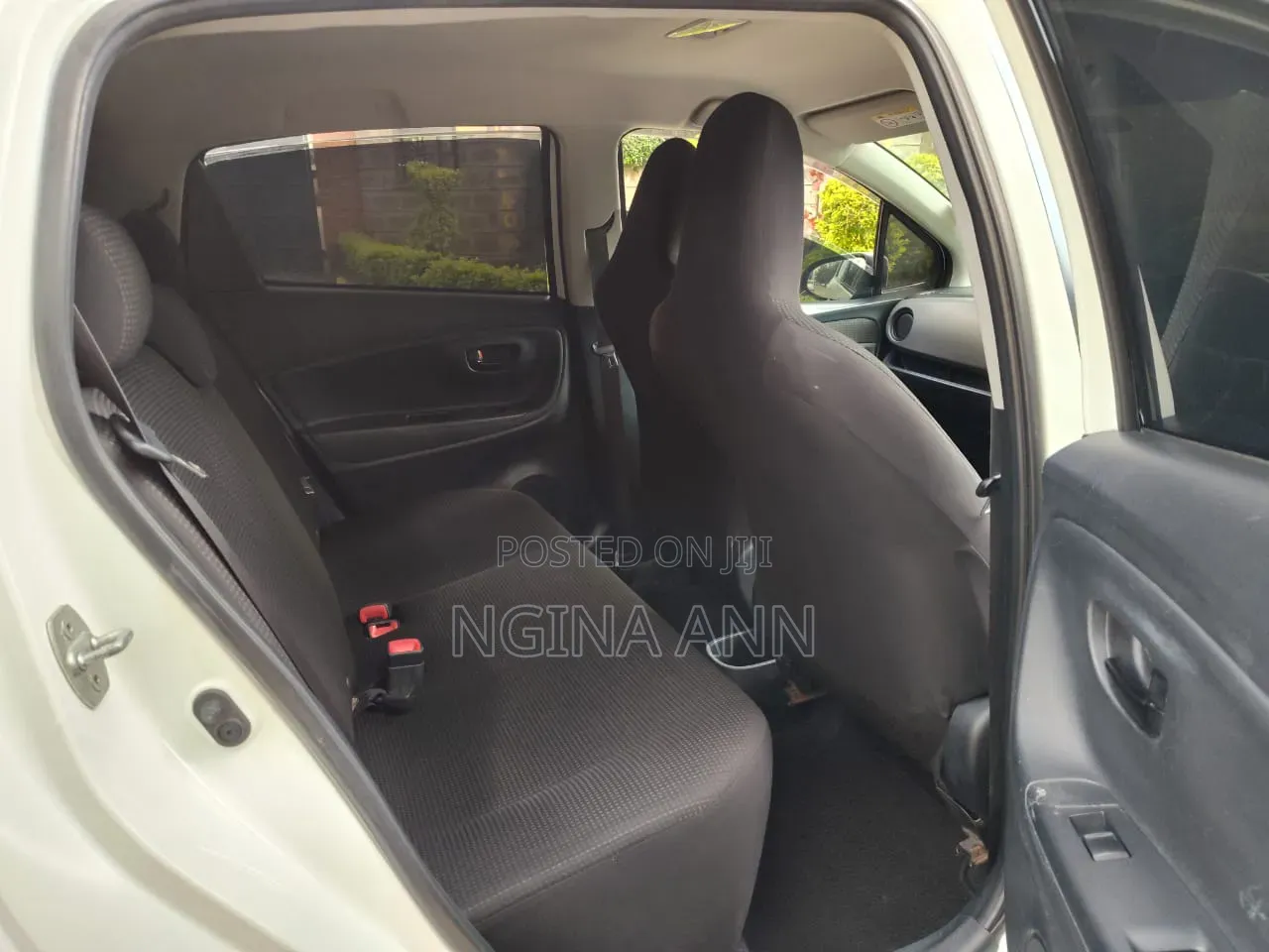 Toyota Vitz 2014 White