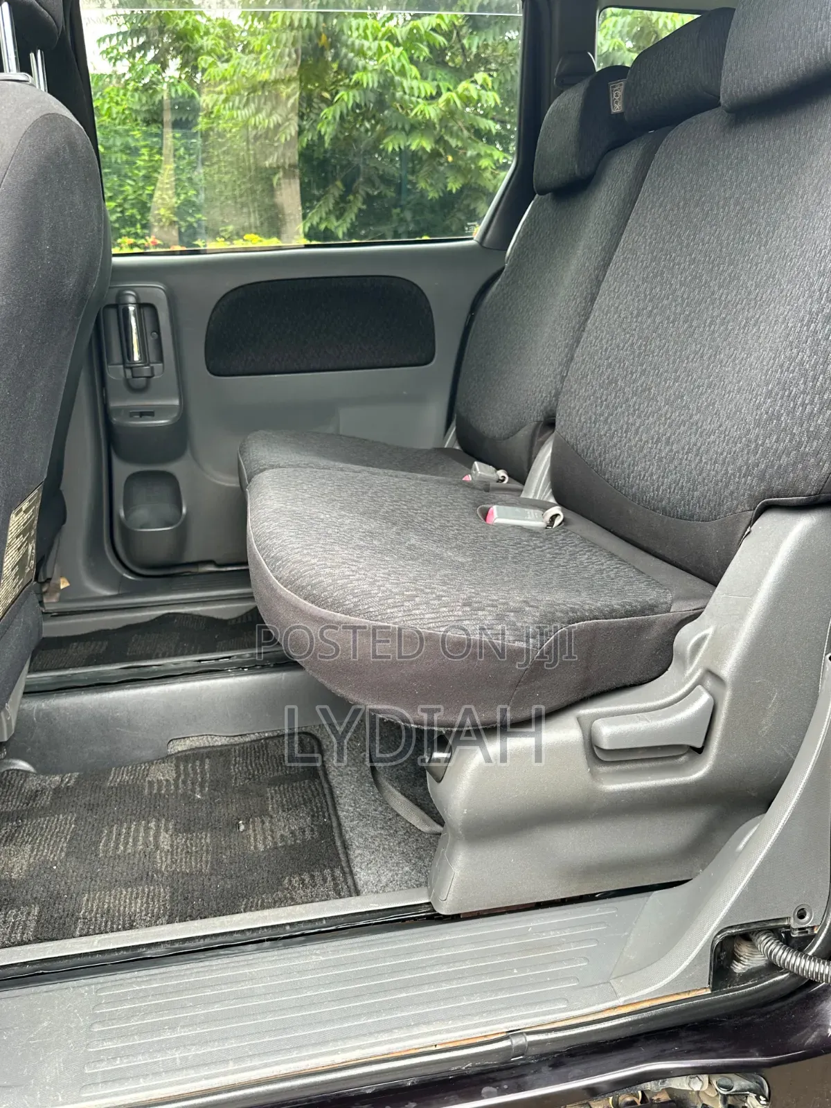 Toyota Sienta 2012 Purple