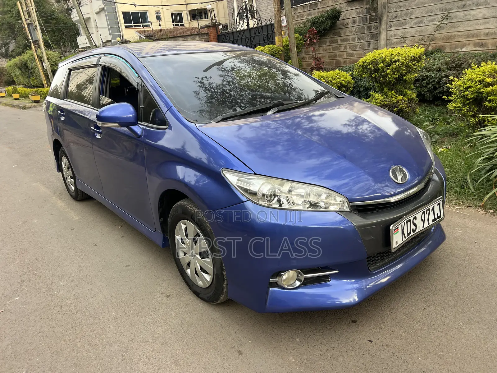 Toyota Wish 2016 Blue