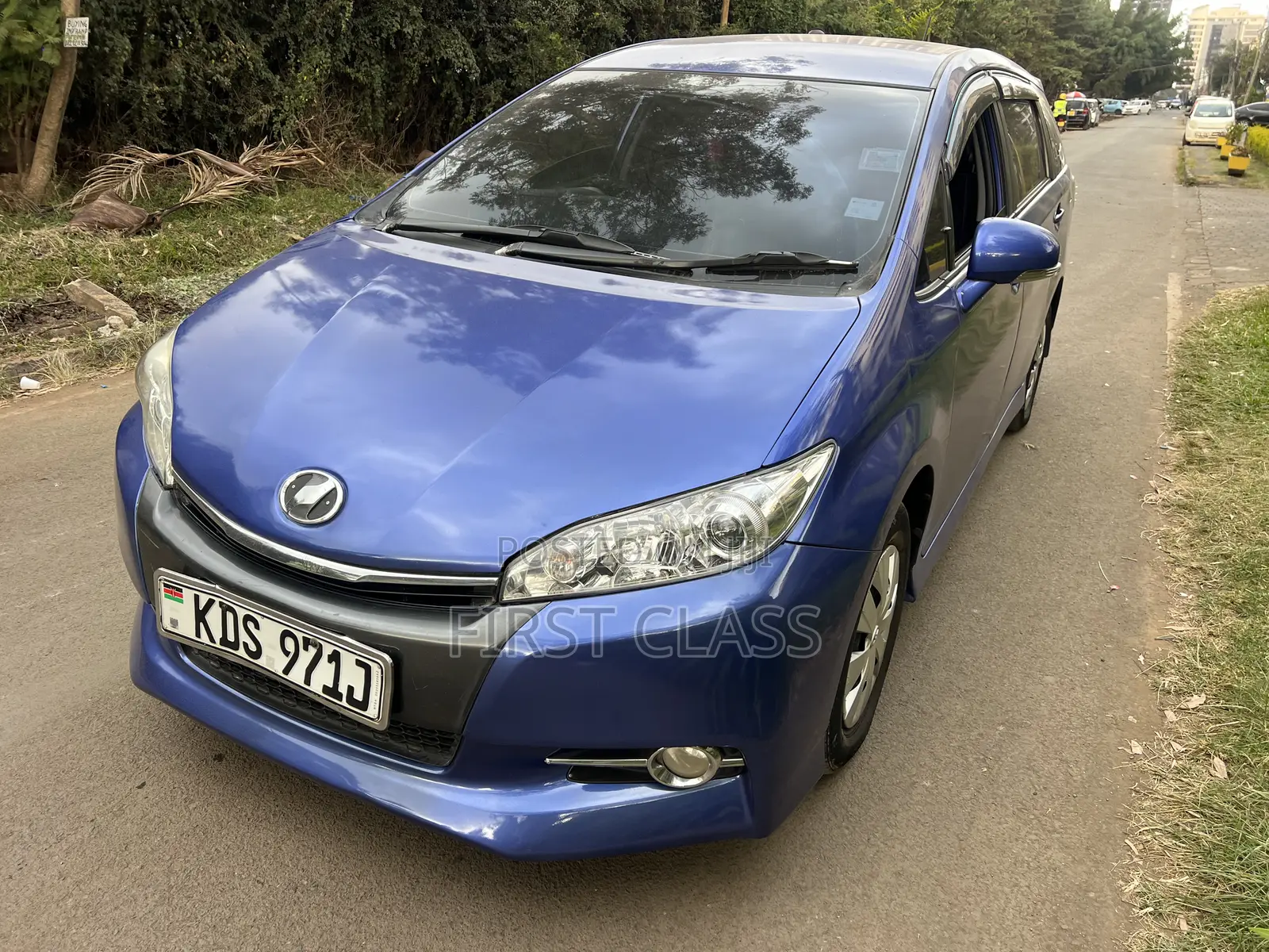 Toyota Wish 2016 Blue