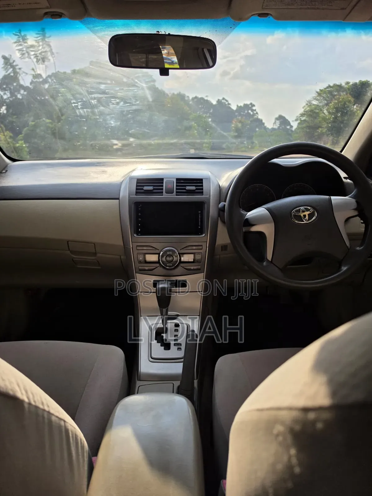 Toyota Axio 2011 Silver