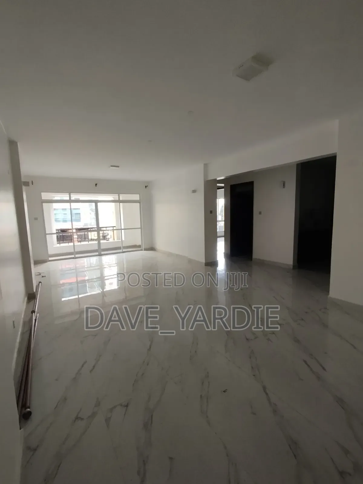 4bdrm Apartment in Parklands/Highridge for sale