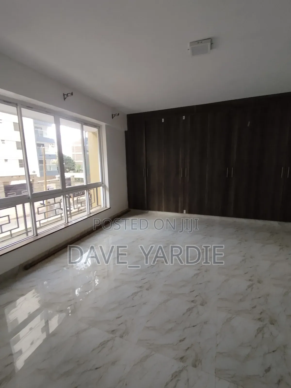 4bdrm Apartment in Parklands/Highridge for sale
