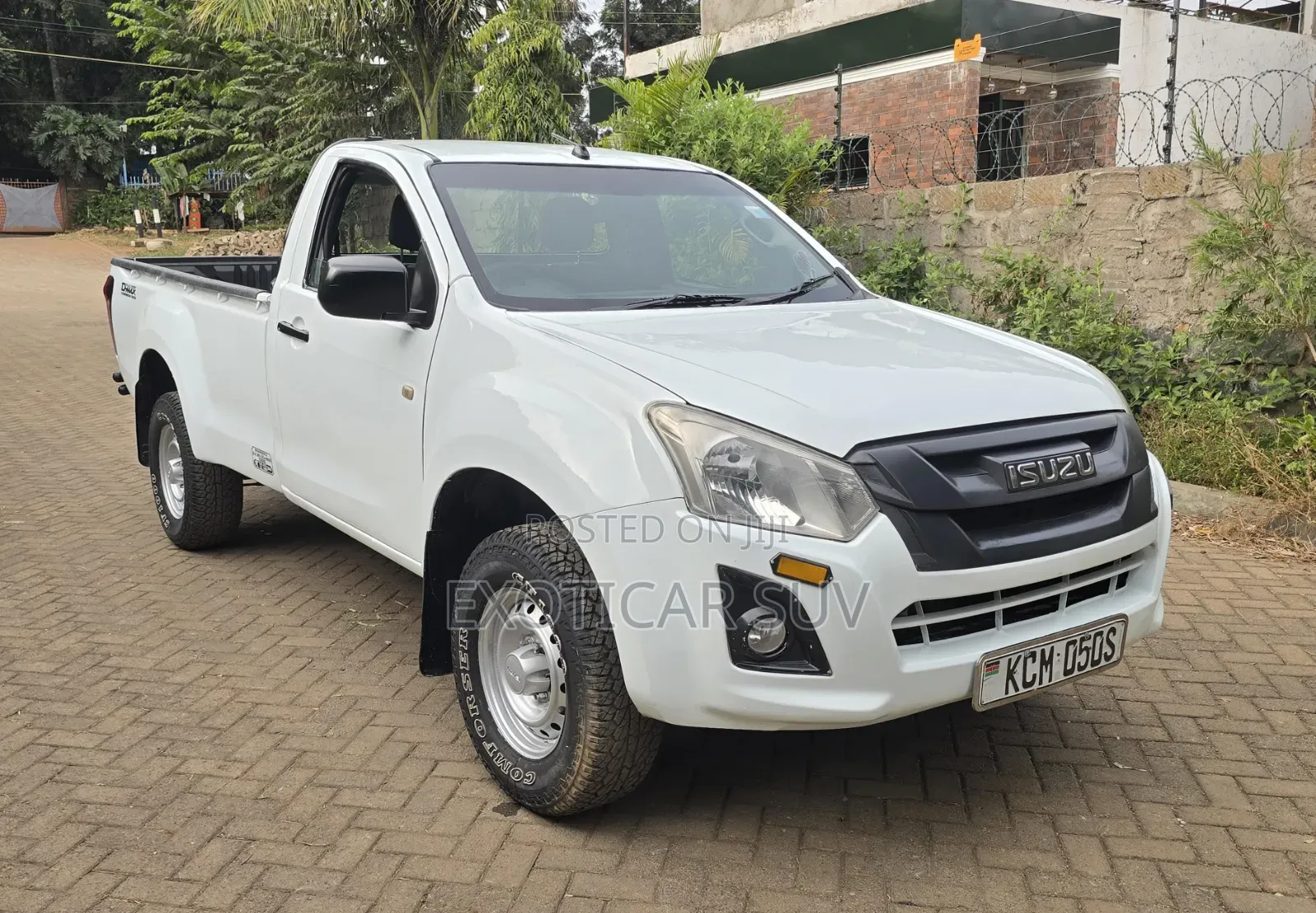 Isuzu D-MAX 2016 White