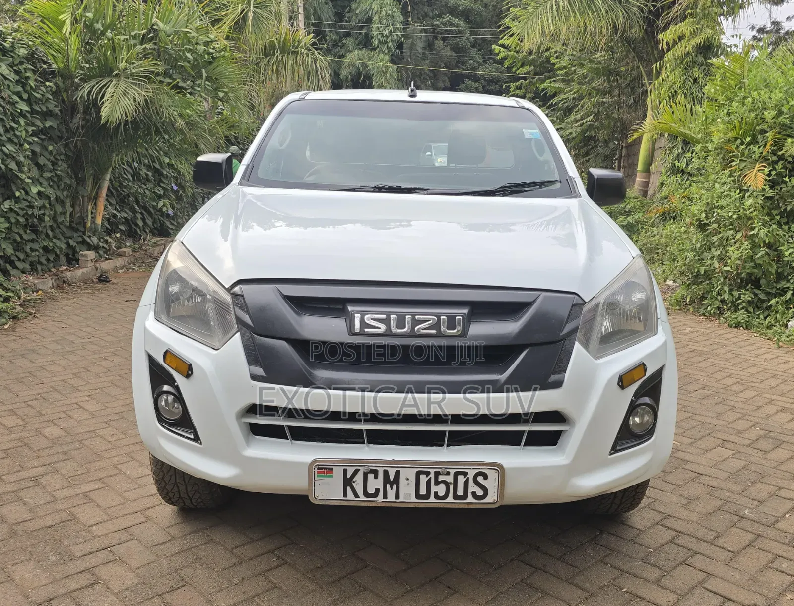 Isuzu D-MAX 2016 White